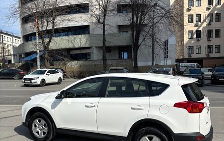 Toyota RAV4, 2014 год, 1 740 000 рублей, 3 фотография