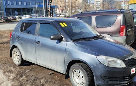 Skoda Fabia II, 2011 год, 390 000 рублей, 3 фотография