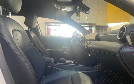 Mercedes-Benz A-Класс, 2022 год, 2 260 000 рублей, 10 фотография