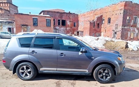 Mitsubishi Outlander III рестайлинг 3, 2008 год, 1 350 000 рублей, 3 фотография