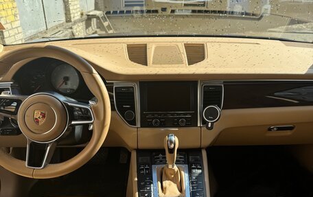 Porsche Macan I рестайлинг, 2015 год, 3 200 000 рублей, 10 фотография