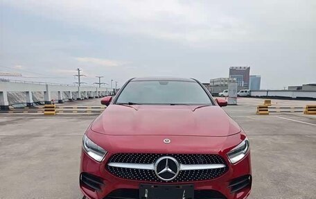 Mercedes-Benz A-Класс, 2022 год, 2 300 000 рублей, 3 фотография