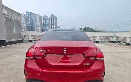 Mercedes-Benz A-Класс, 2022 год, 2 300 000 рублей, 7 фотография