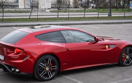 Ferrari FF, 2015 год, 19 500 000 рублей, 39 фотография