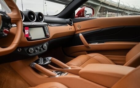 Ferrari FF, 2015 год, 19 500 000 рублей, 34 фотография