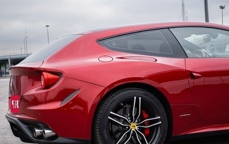 Ferrari FF, 2015 год, 19 500 000 рублей, 38 фотография