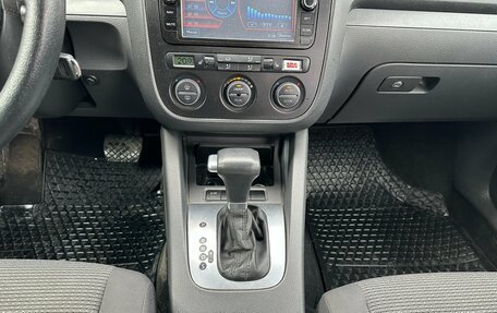 Volkswagen Jetta VI, 2006 год, 650 000 рублей, 11 фотография