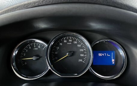 Renault Sandero II рестайлинг, 2014 год, 810 000 рублей, 9 фотография