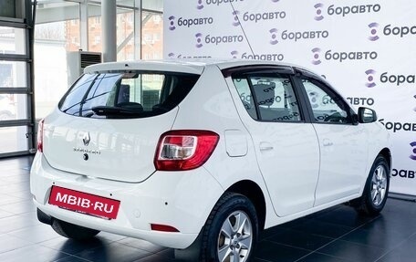 Renault Sandero II рестайлинг, 2014 год, 810 000 рублей, 3 фотография