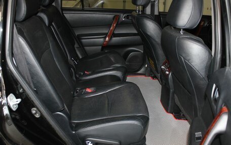 Toyota Highlander III, 2013 год, 1 897 000 рублей, 14 фотография