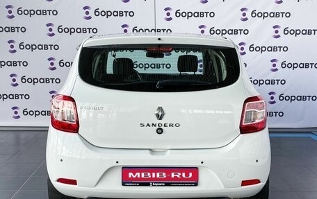 Renault Sandero II рестайлинг, 2014 год, 810 000 рублей, 18 фотография
