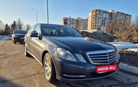 Mercedes-Benz E-Класс, 2012 год, 1 580 000 рублей, 3 фотография