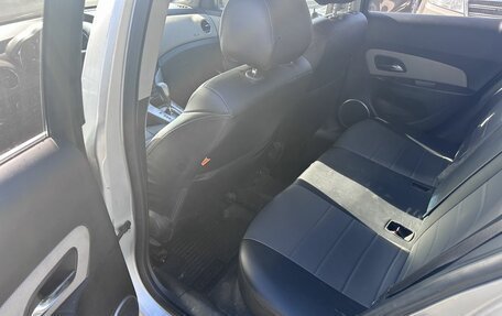 Chevrolet Cruze II, 2012 год, 549 000 рублей, 8 фотография