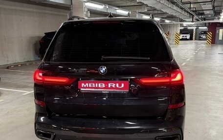 BMW X7, 2021 год, 9 000 000 рублей, 3 фотография