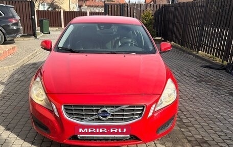 Volvo S60 III, 2012 год, 990 000 рублей, 2 фотография