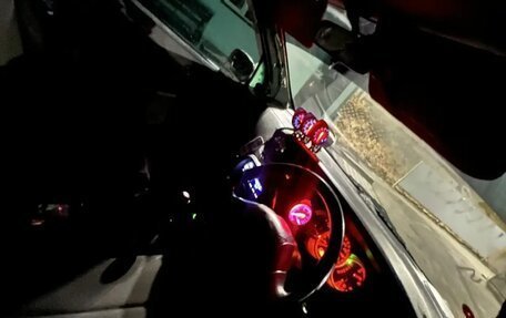 Daihatsu YRV I, 2000 год, 250 000 рублей, 5 фотография