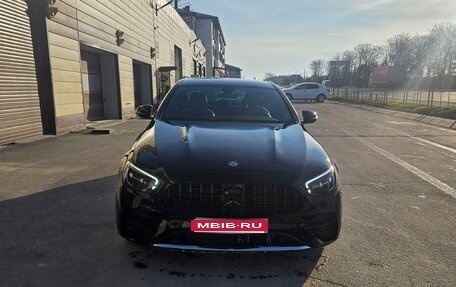 Mercedes-Benz E-Класс, 2020 год, 3 950 000 рублей, 1 фотография