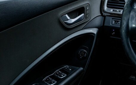 Hyundai Santa Fe III рестайлинг, 2016 год, 1 584 000 рублей, 27 фотография