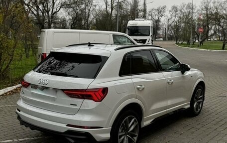 Audi Q3, 2022 год, 2 600 000 рублей, 5 фотография