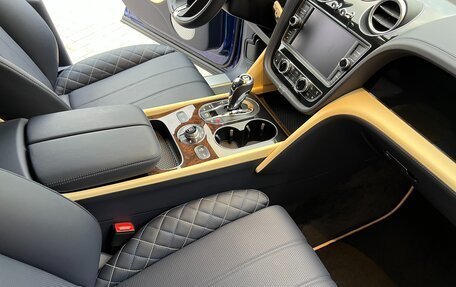 Bentley Bentayga I, 2017 год, 16 890 000 рублей, 13 фотография