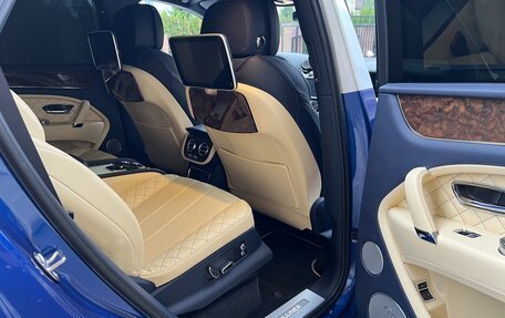 Bentley Bentayga I, 2017 год, 16 890 000 рублей, 24 фотография