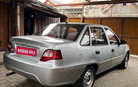 Daewoo Nexia I рестайлинг, 2012 год, 255 000 рублей, 3 фотография