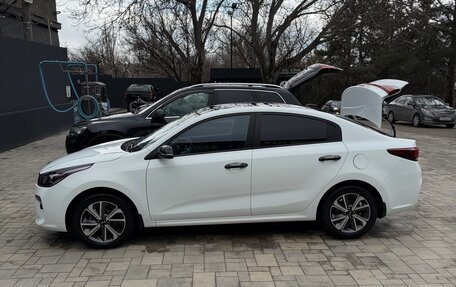 KIA Rio IV, 2018 год, 1 500 000 рублей, 5 фотография