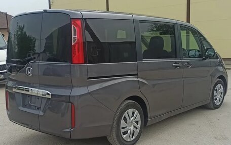 Honda Stepwgn IV, 2019 год, 1 755 000 рублей, 4 фотография