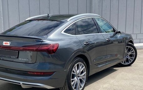 Audi e-tron I, 2020 год, 4 850 000 рублей, 3 фотография