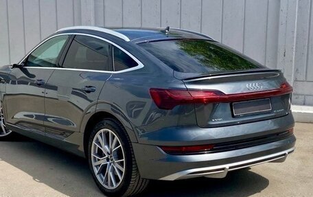 Audi e-tron I, 2020 год, 4 850 000 рублей, 4 фотография