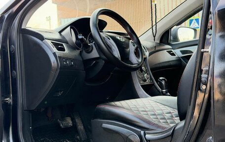 Hyundai Elantra V, 2015 год, 875 000 рублей, 10 фотография