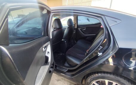 Hyundai Elantra V, 2015 год, 875 000 рублей, 26 фотография