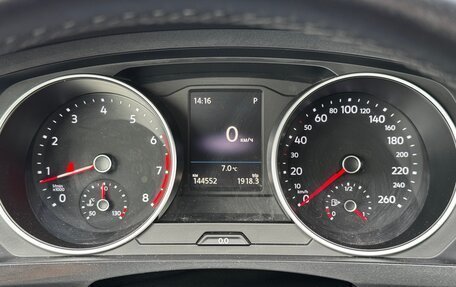 Volkswagen Tiguan II, 2020 год, 2 700 000 рублей, 6 фотография