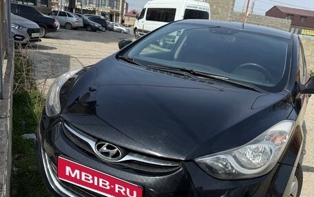 Hyundai Elantra V, 2011 год, 750 000 рублей, 2 фотография