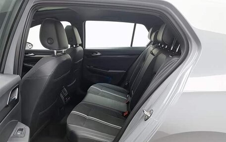 Volkswagen Golf VIII, 2022 год, 1 990 000 рублей, 9 фотография