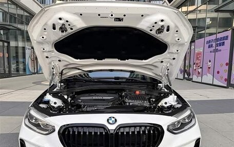 BMW 1 серия, 2023 год, 2 150 000 рублей, 26 фотография