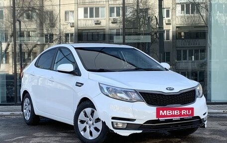 KIA Rio III рестайлинг, 2017 год, 944 000 рублей, 3 фотография