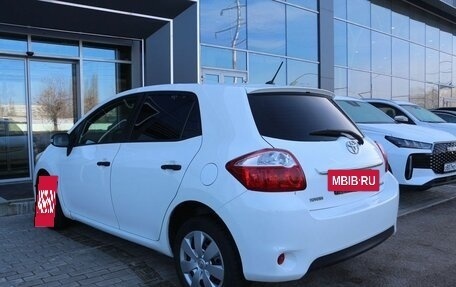 Toyota Auris II, 2010 год, 1 070 000 рублей, 4 фотография