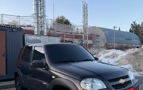 Chevrolet Niva I рестайлинг, 2018 год, 710 000 рублей, 1 фотография