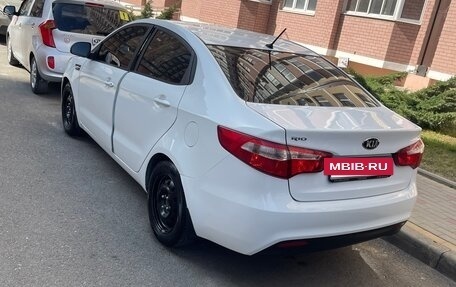 KIA Rio III рестайлинг, 2013 год, 460 000 рублей, 10 фотография