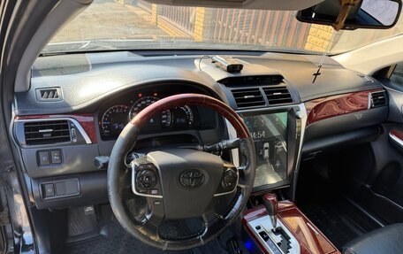Toyota Camry, 2011 год, 1 700 000 рублей, 8 фотография