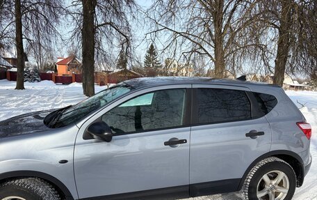 Nissan Qashqai, 2011 год, 935 000 рублей, 2 фотография