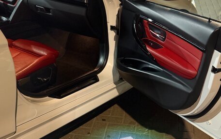 BMW 3 серия, 2017 год, 2 400 000 рублей, 11 фотография