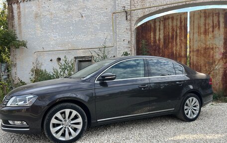 Volkswagen Passat B7, 2011 год, 1 200 000 рублей, 2 фотография