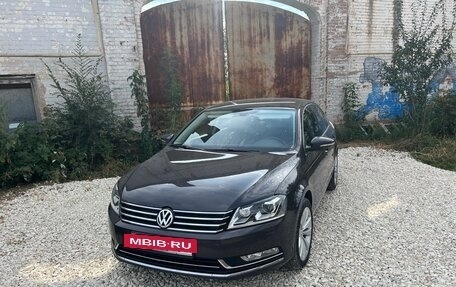 Volkswagen Passat B7, 2011 год, 1 200 000 рублей, 8 фотография