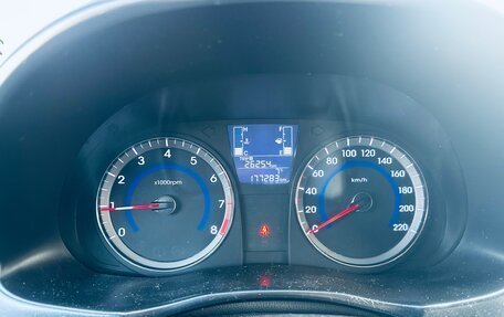 Hyundai Solaris II рестайлинг, 2014 год, 639 000 рублей, 11 фотография