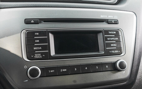 KIA Rio III рестайлинг, 2016 год, 949 000 рублей, 19 фотография