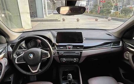 BMW X1, 2022 год, 1 967 000 рублей, 6 фотография