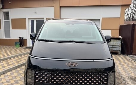 Hyundai Staria, 2022 год, 4 800 000 рублей, 1 фотография