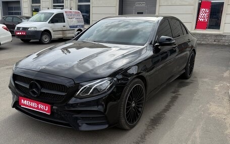 Mercedes-Benz E-Класс, 2018 год, 2 730 000 рублей, 1 фотография